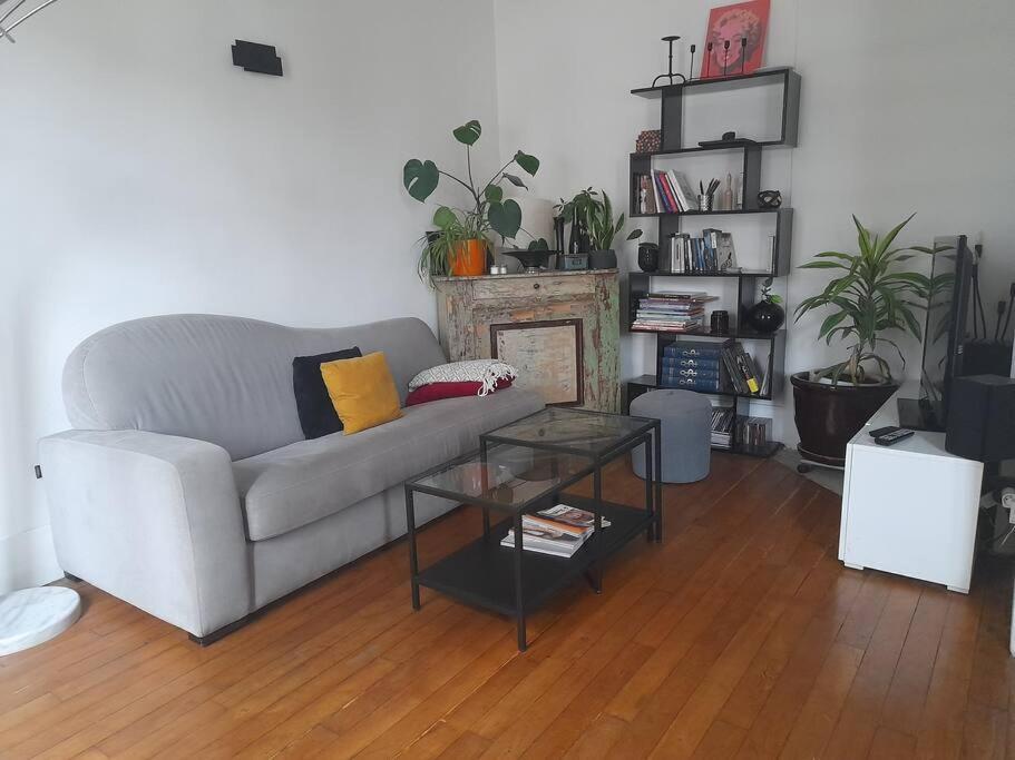Cozy In Apartment