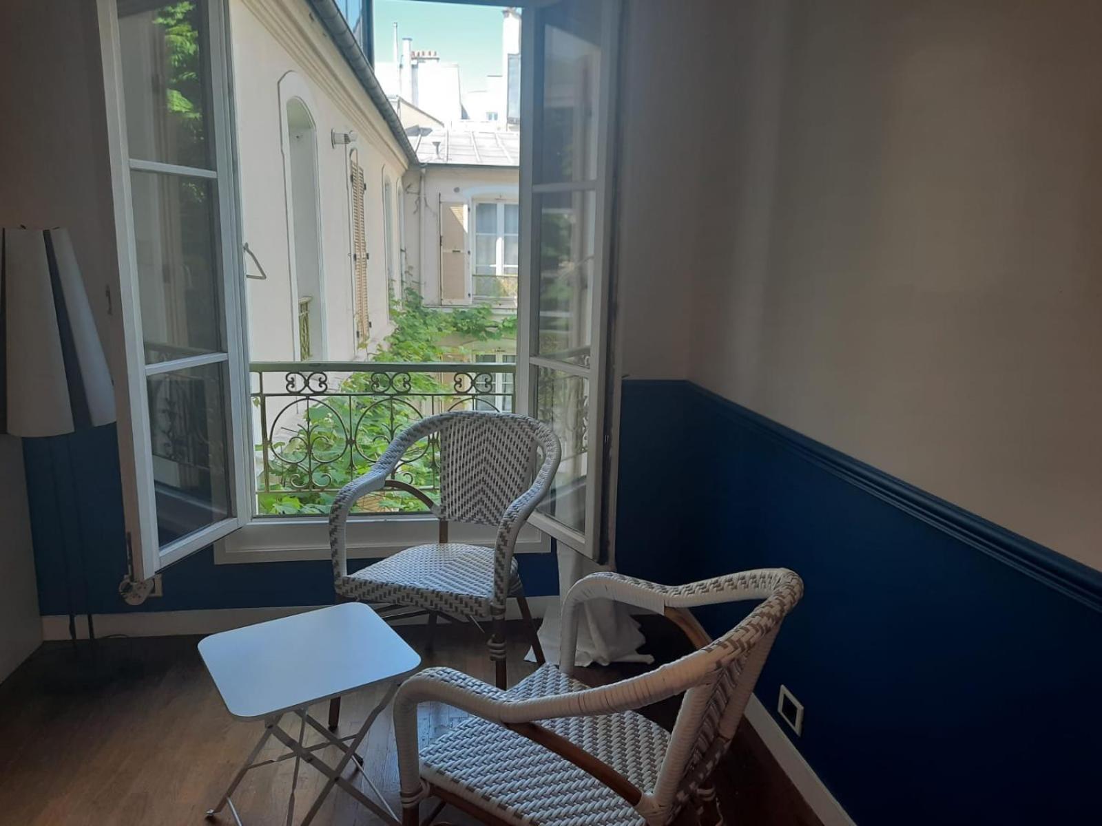 D'hotes Calmes Sur Jardin Batignolles Guest house Paris