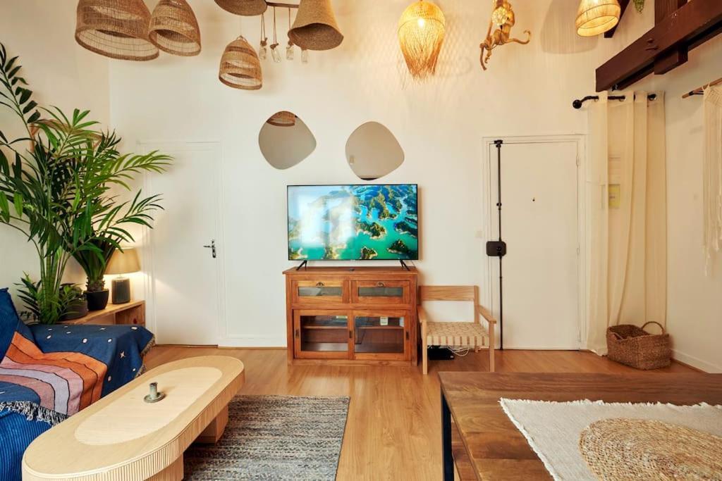 Bourgon Flat * Paris