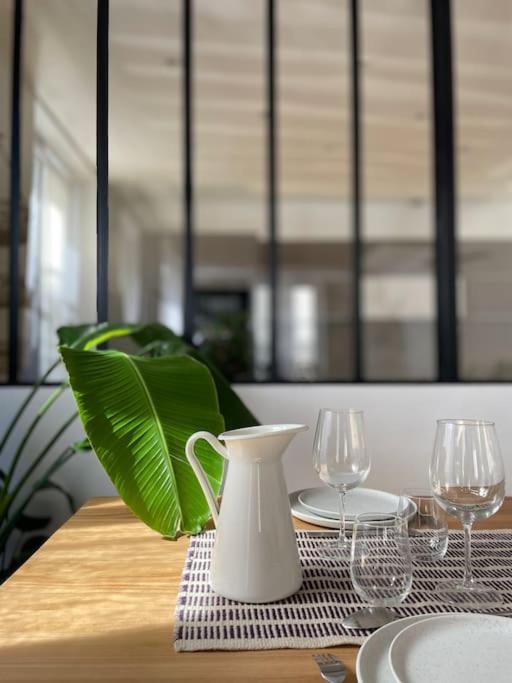 Place Des Vosges, 2 6 P Apartment *
