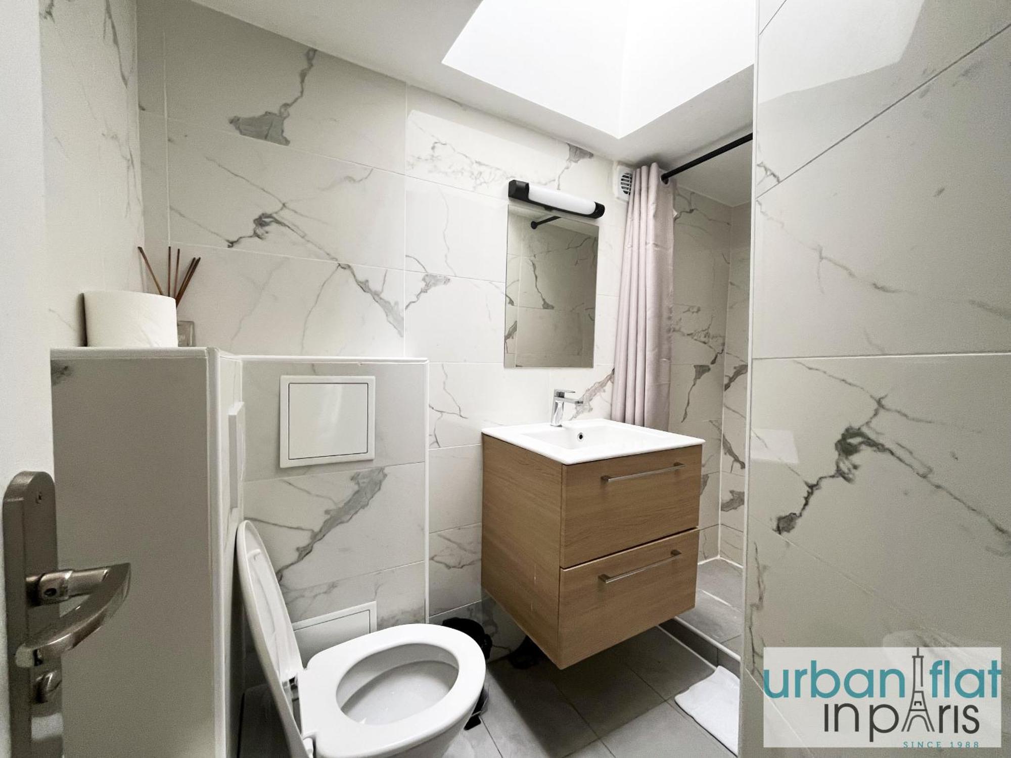 Apartment Urban Flat 150 - Pretty Flat In Center Of