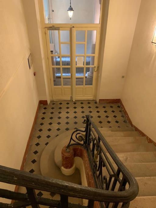 Golden Braque: Luxury Meet History * Paris