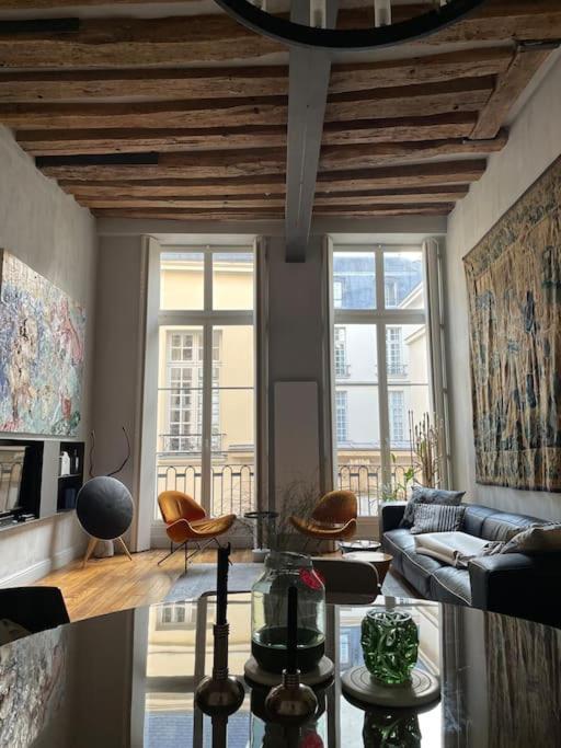 Golden Braque: Luxury Meet History * Paris