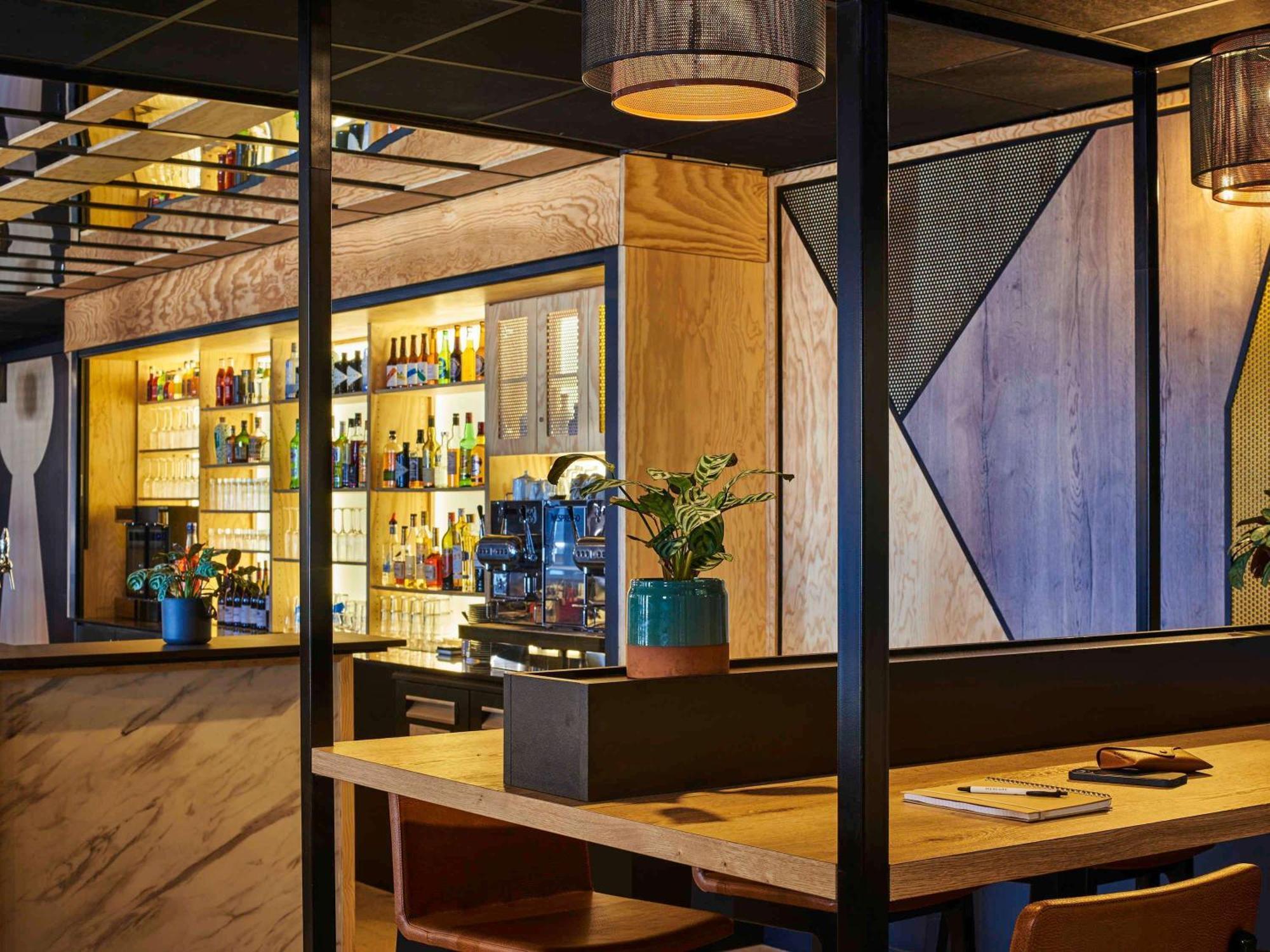 Mercure Gare De Lyon Tgv Hotel