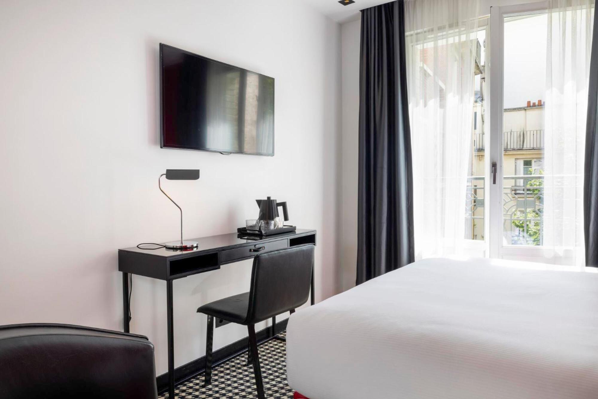 Hotel Felicien & Paris