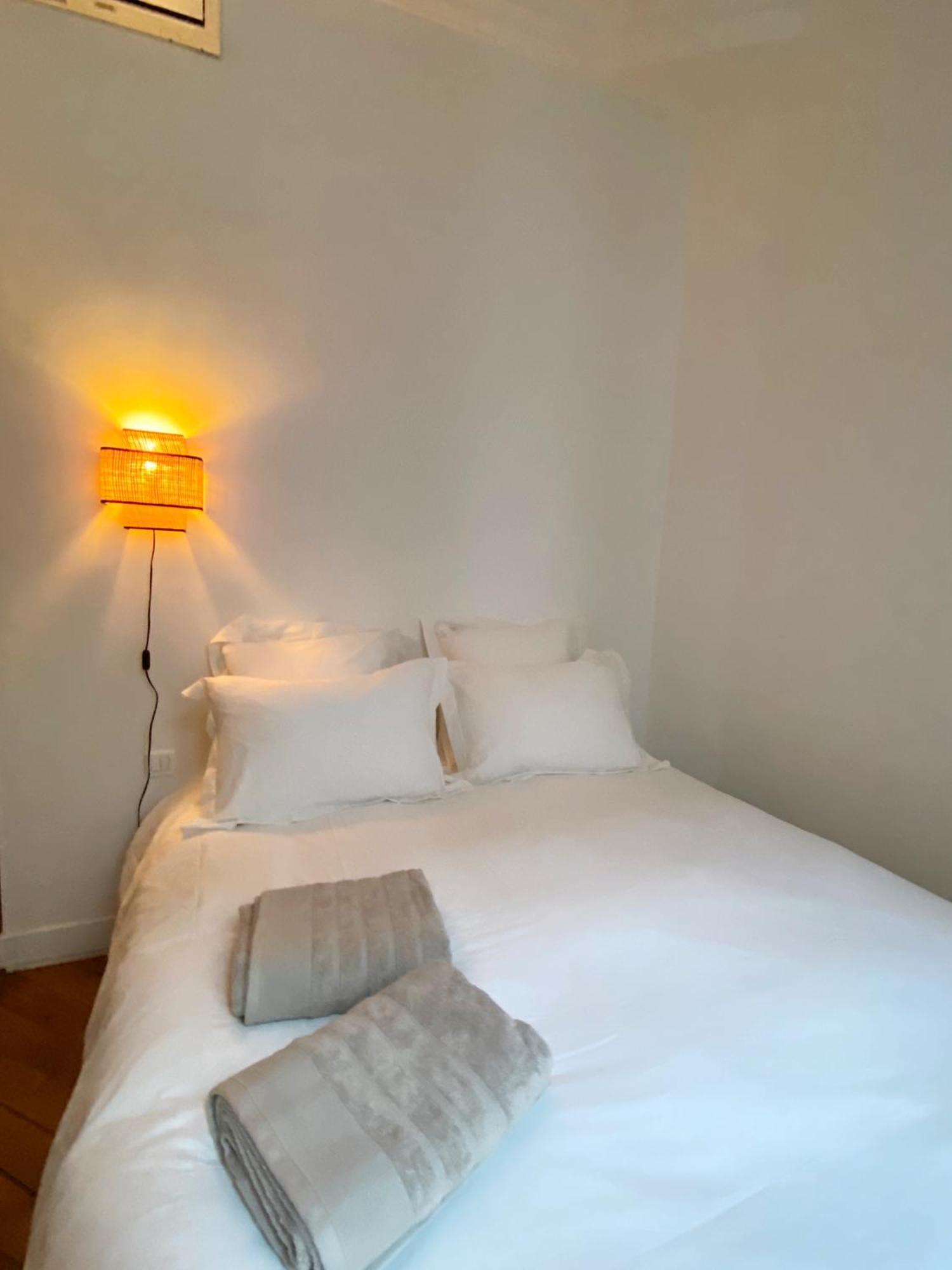 Apartment Spacious 3br Flat / Madeleine Paris