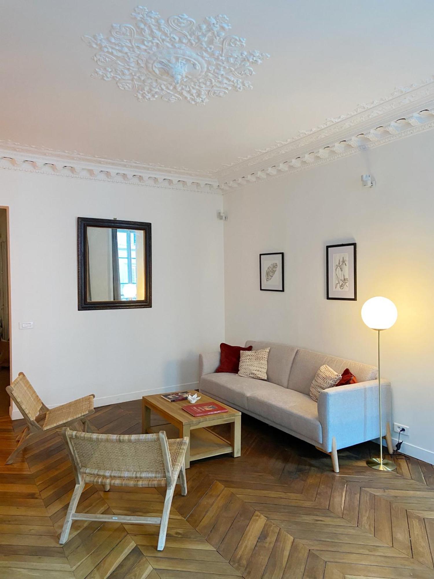 Spacious 3br Flat / Madeleine *