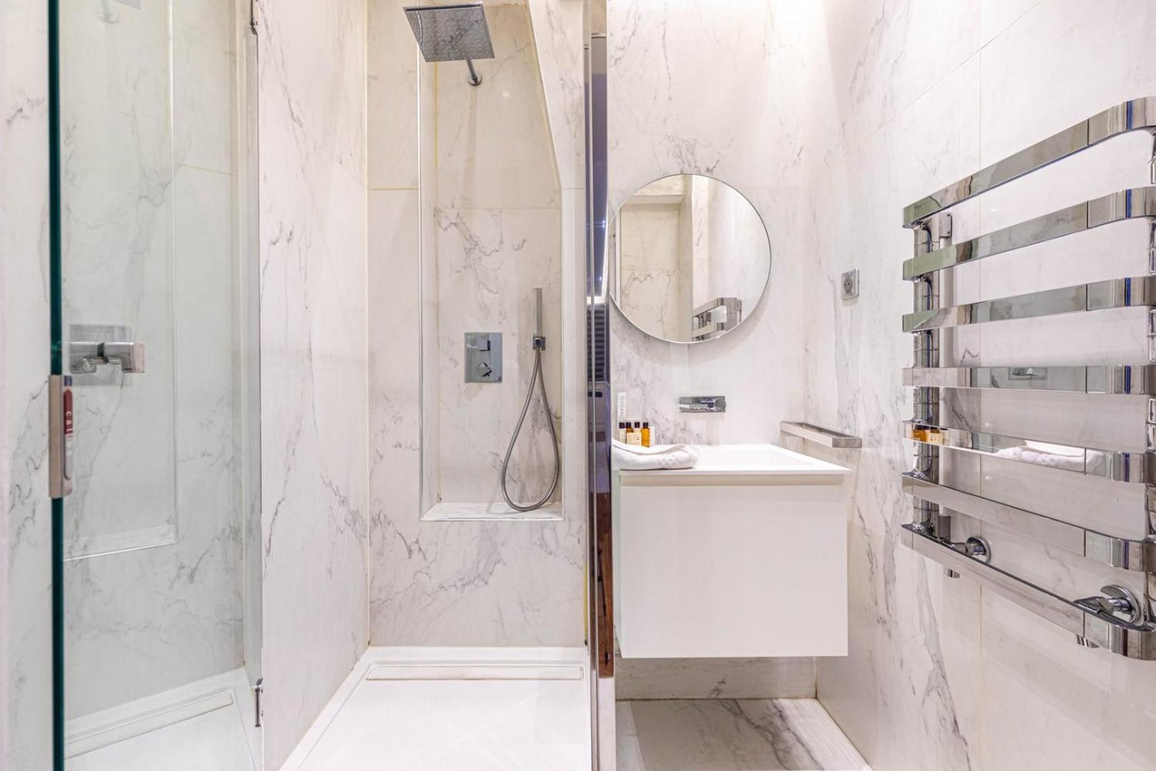 Guestready - Spacieux Et Elegant Apartment Paris
