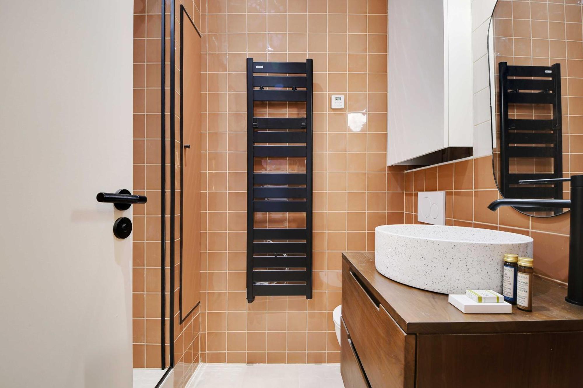 Superb -1br-4p- Montmartre Apartment