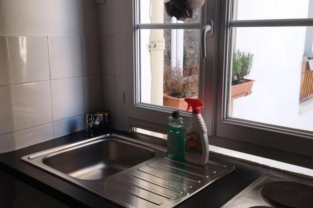 Petit Renove Proche Place Republique 75011 Apartment Paris