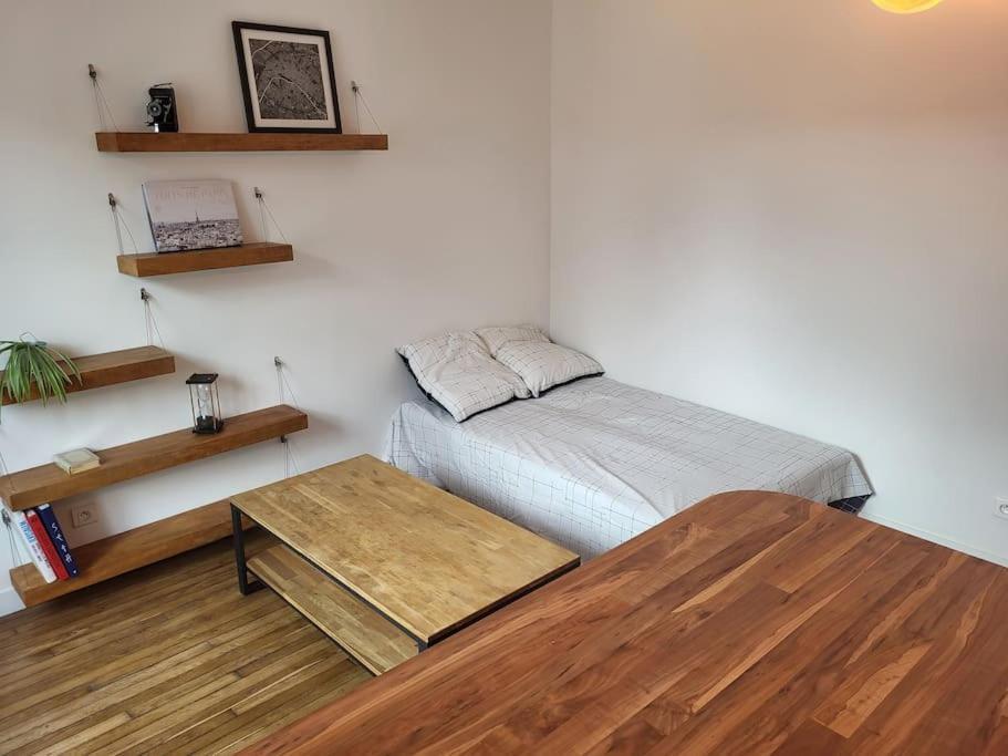 Apartment Porte De Clichy Paris