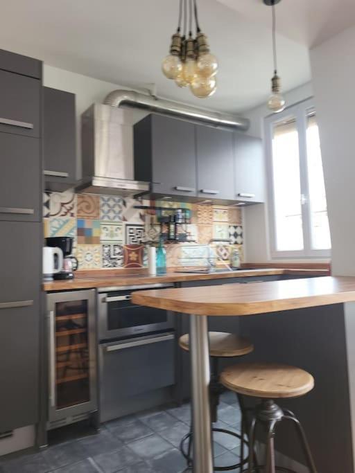 Apartment Porte De Clichy
