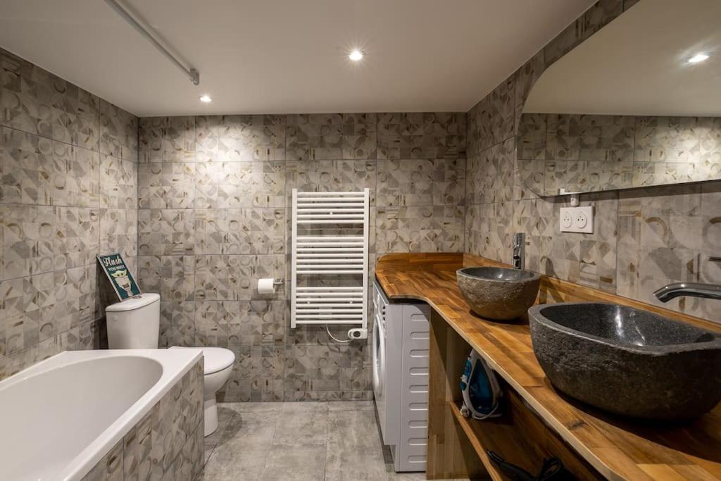 New 2 Br- 2 Bedroom In 15 Eiffel Clim Apartment