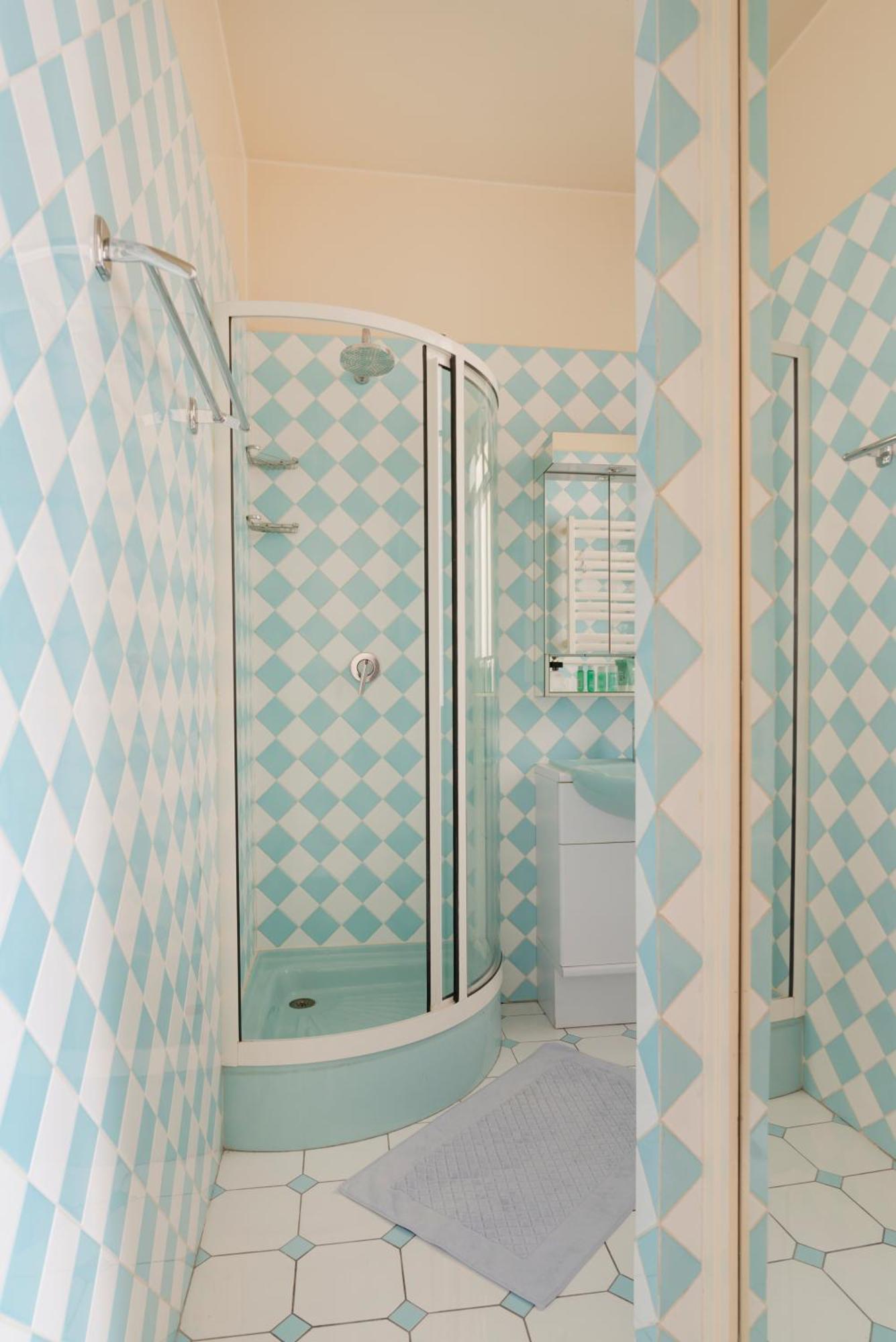 Prestigious Triangle D'or 2br Champs-elysee - Montaigne *