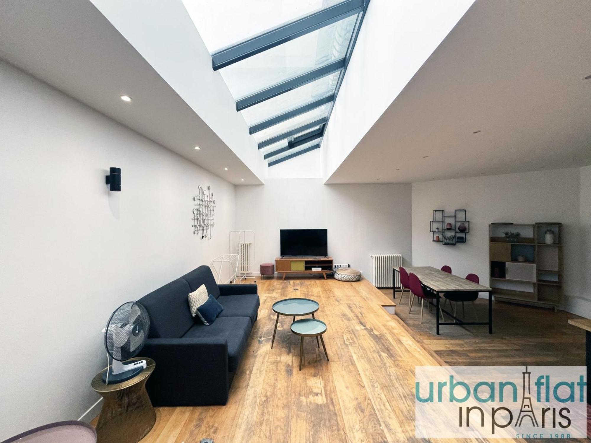 Urban Flat 186 - Spacious 3 Bedroom Flat In Apartment *