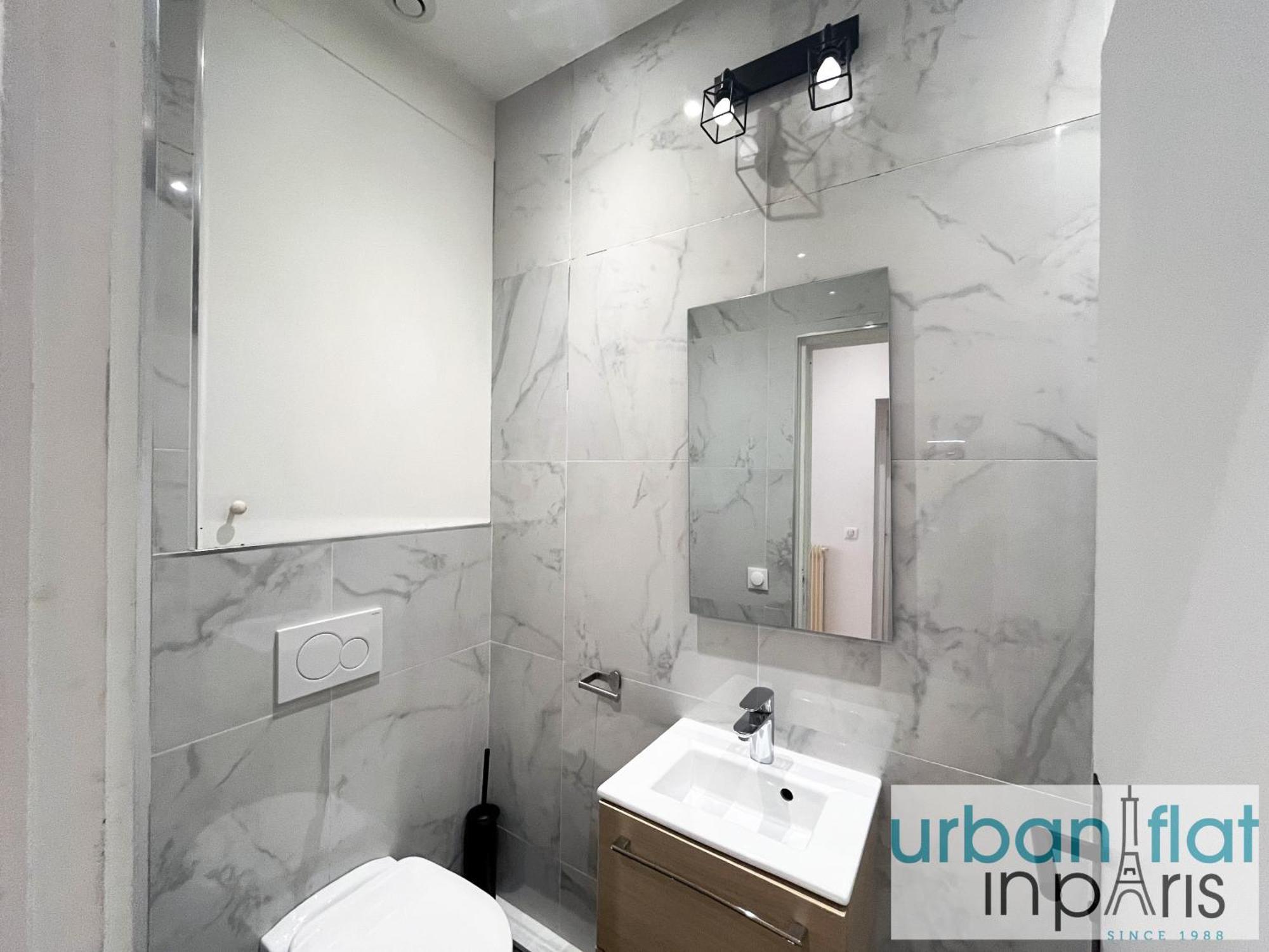 Urban Flat 186 - Spacious 3 Bedroom Flat In Apartment Paris