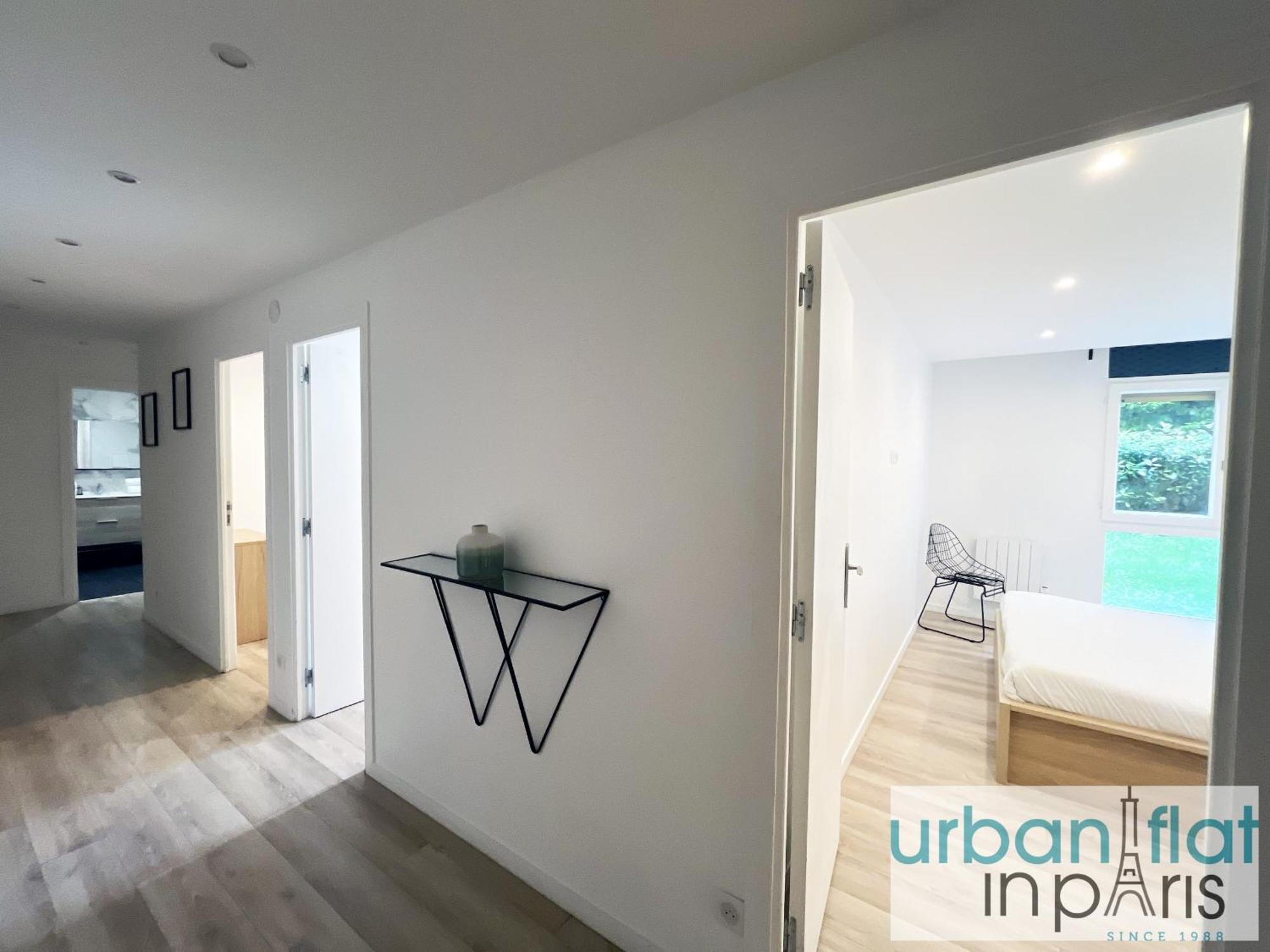 Urban Flat 182 - Spacious 4 Bedroom Flat In Appartement Paris
