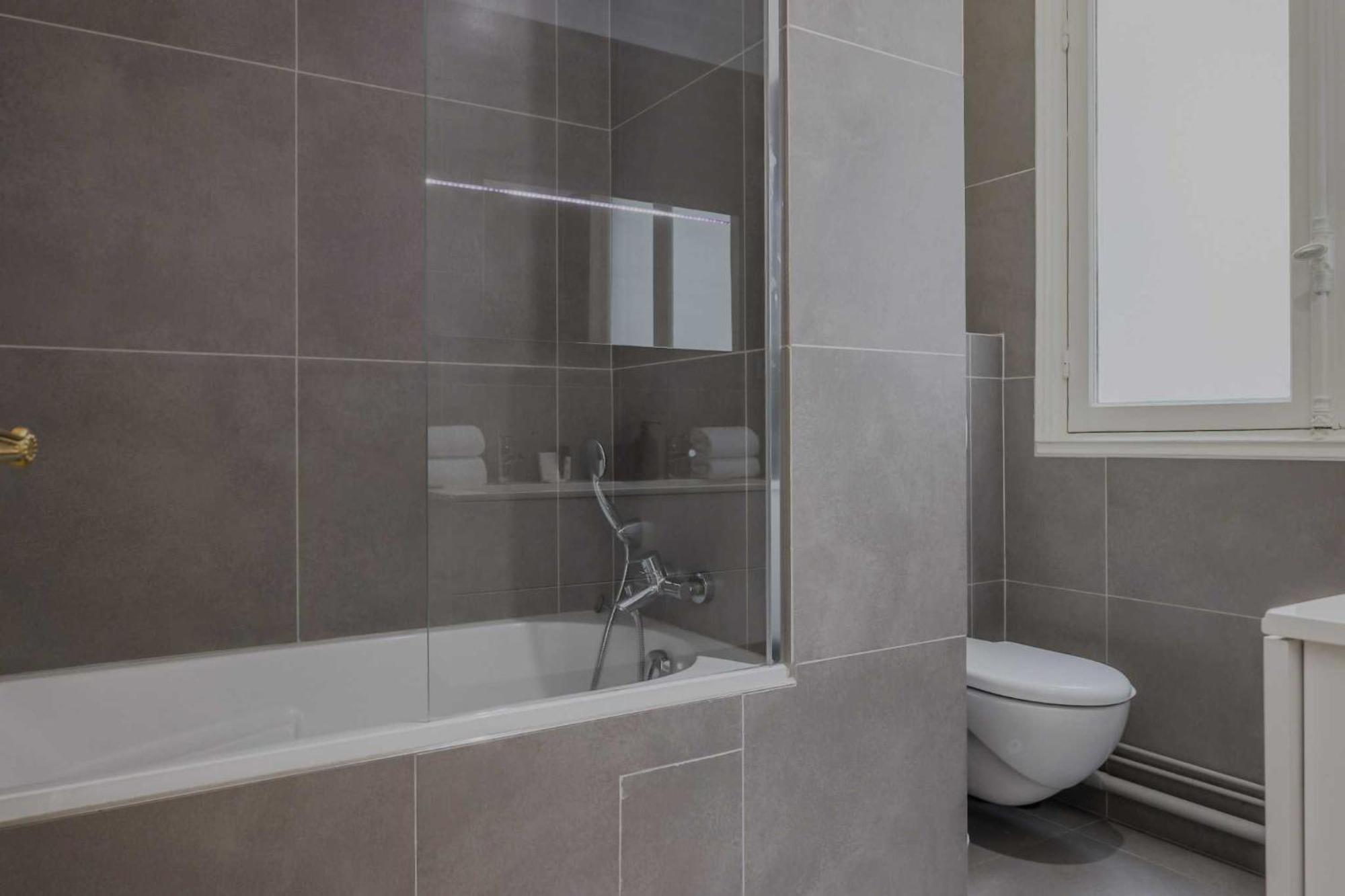Spacious - 5br-12p - Trocadero Paris