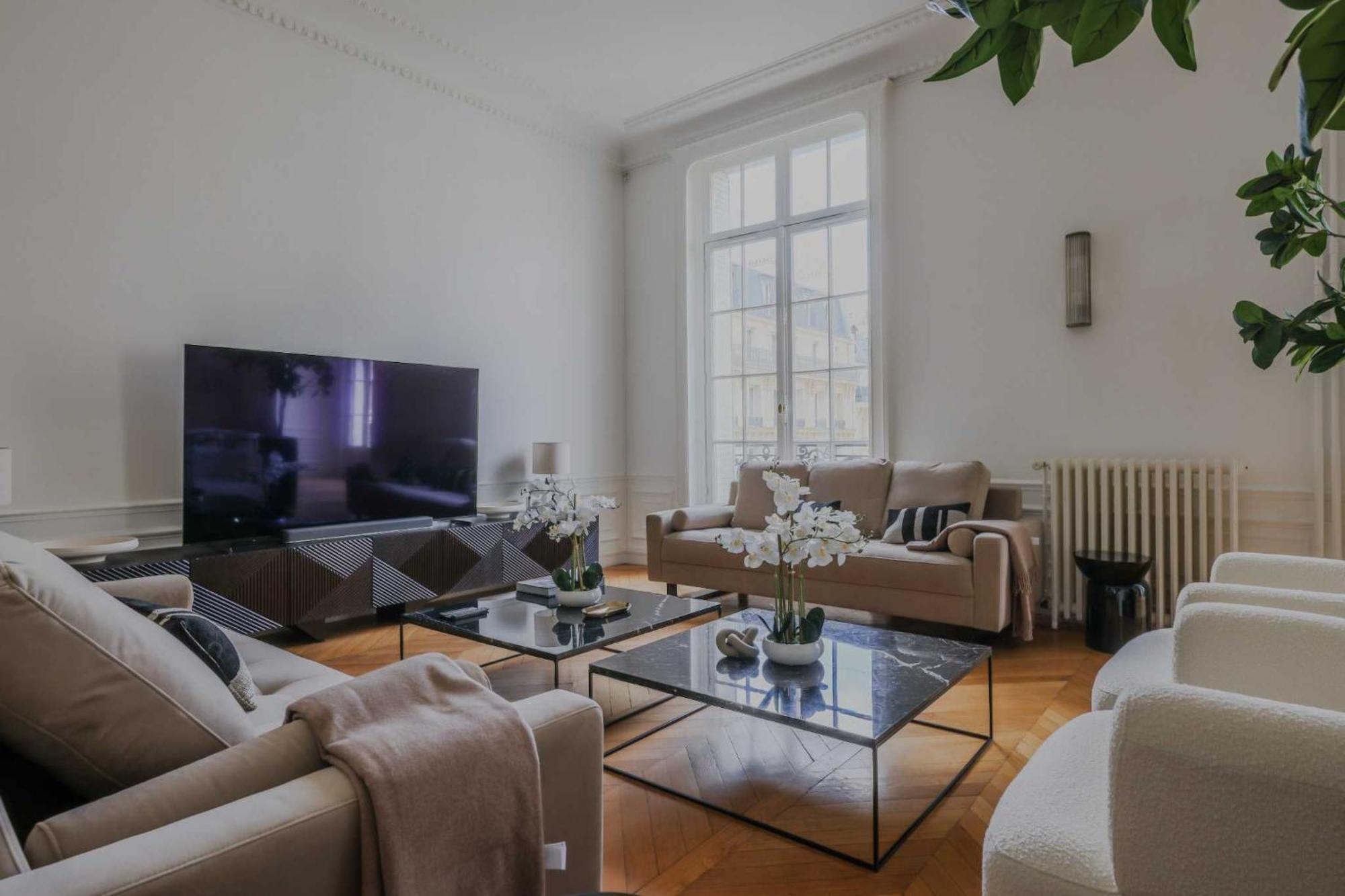 Spacious - 5br-12p - Trocadero Apartment