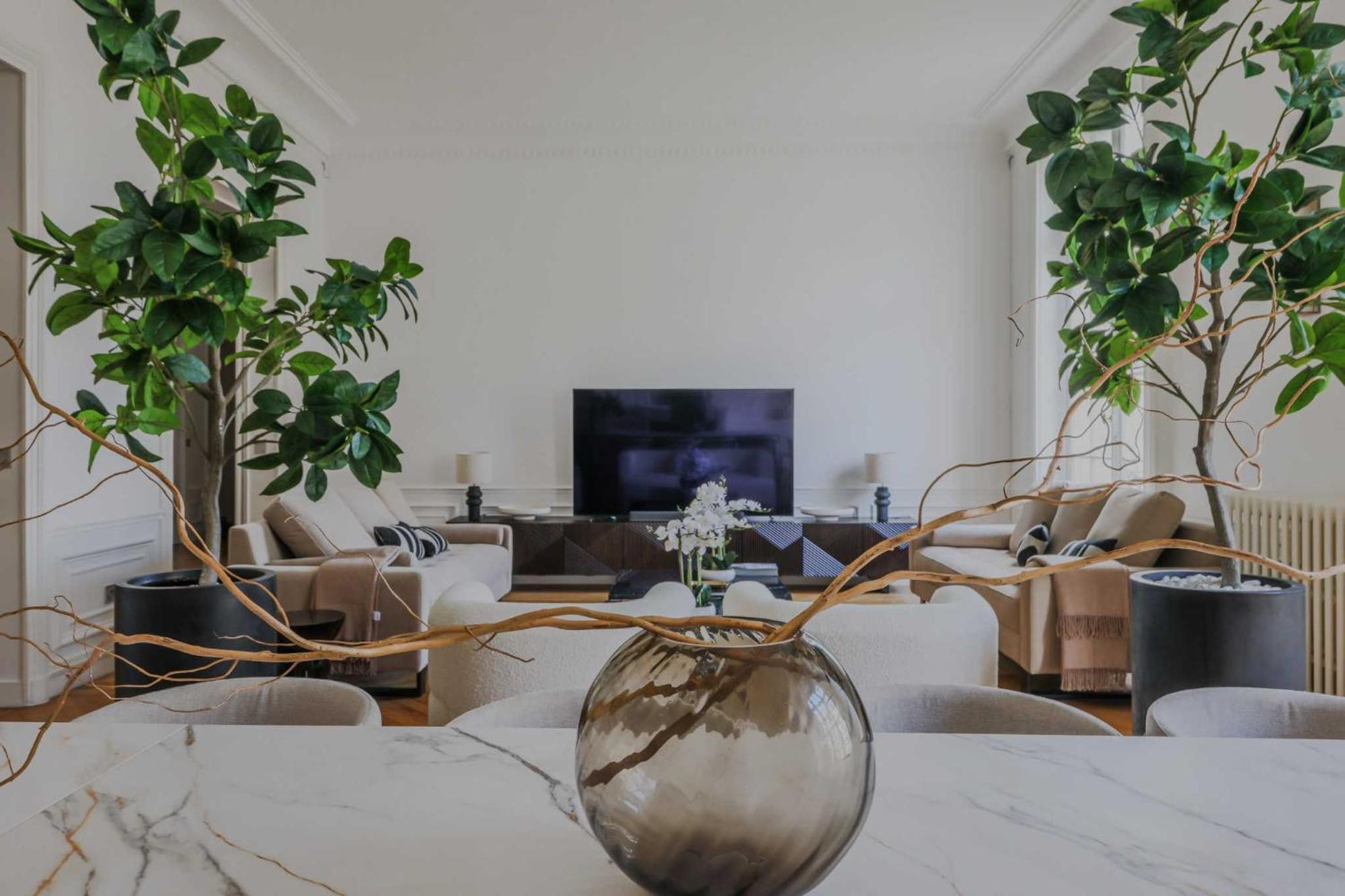 Apartment Spacious - 5br-12p - Trocadero