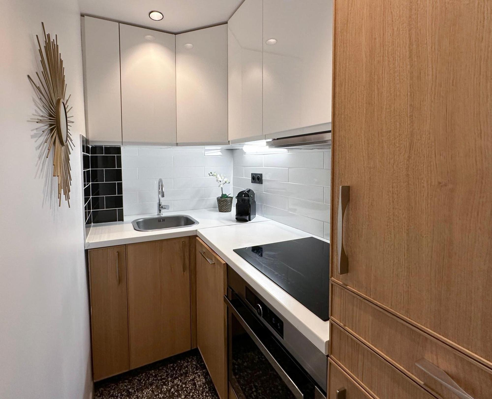 Apartment Brand New Near La Madeleine Paris