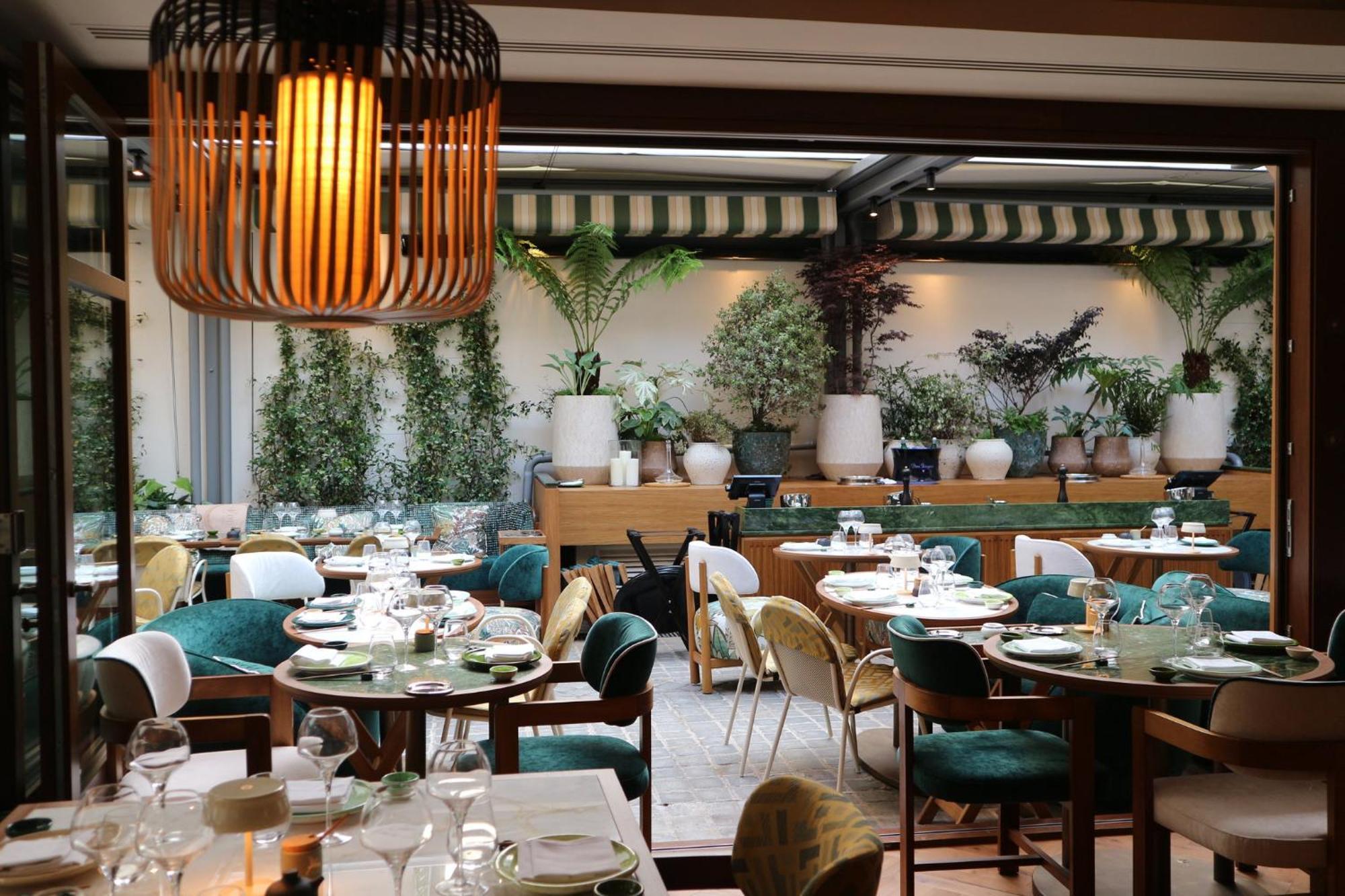 Hotel Intercontinental Champs Elysees Etoile By Ihg Paris