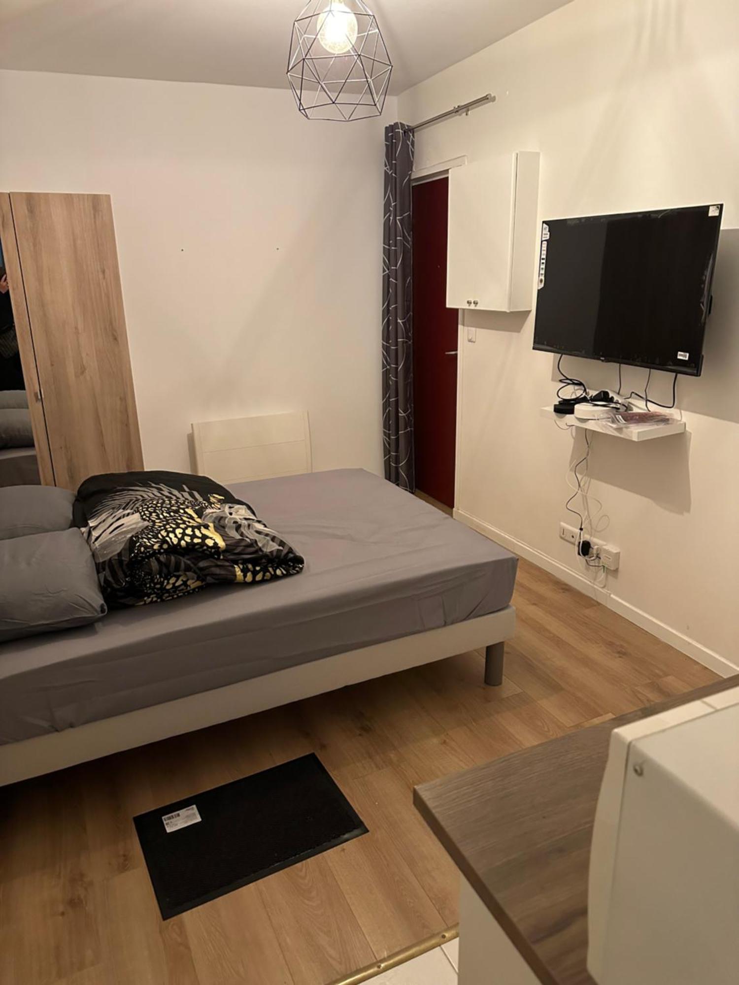 Lux Apart Apartment *