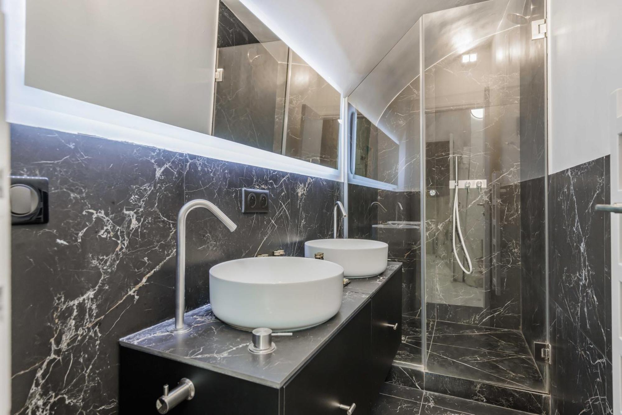 Charming Duplex Parisian T3 - Heart Of Saint-germain Paris