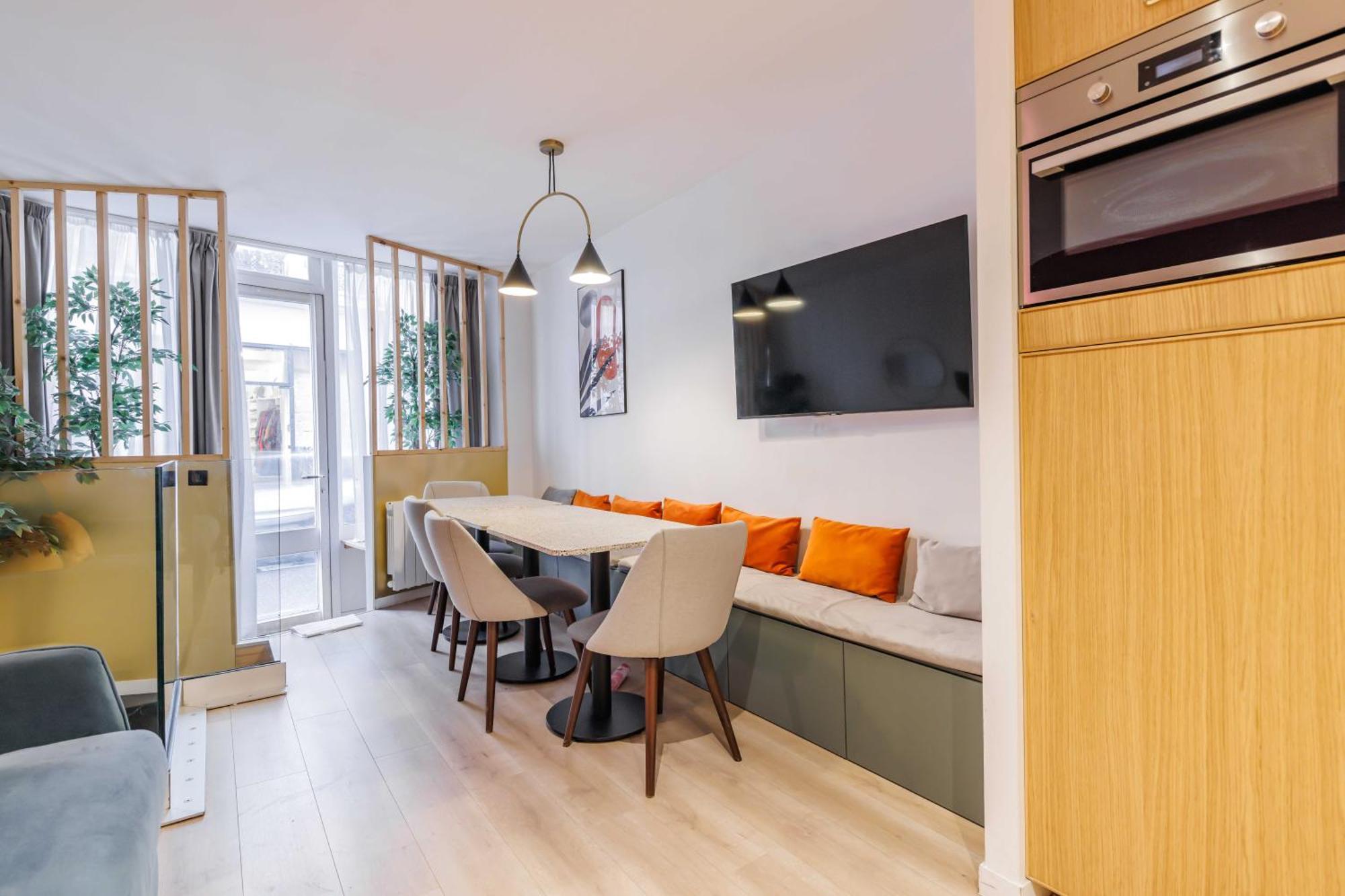 Apartment Charming Duplex Parisian T3 - Heart Of Saint-germain Paris