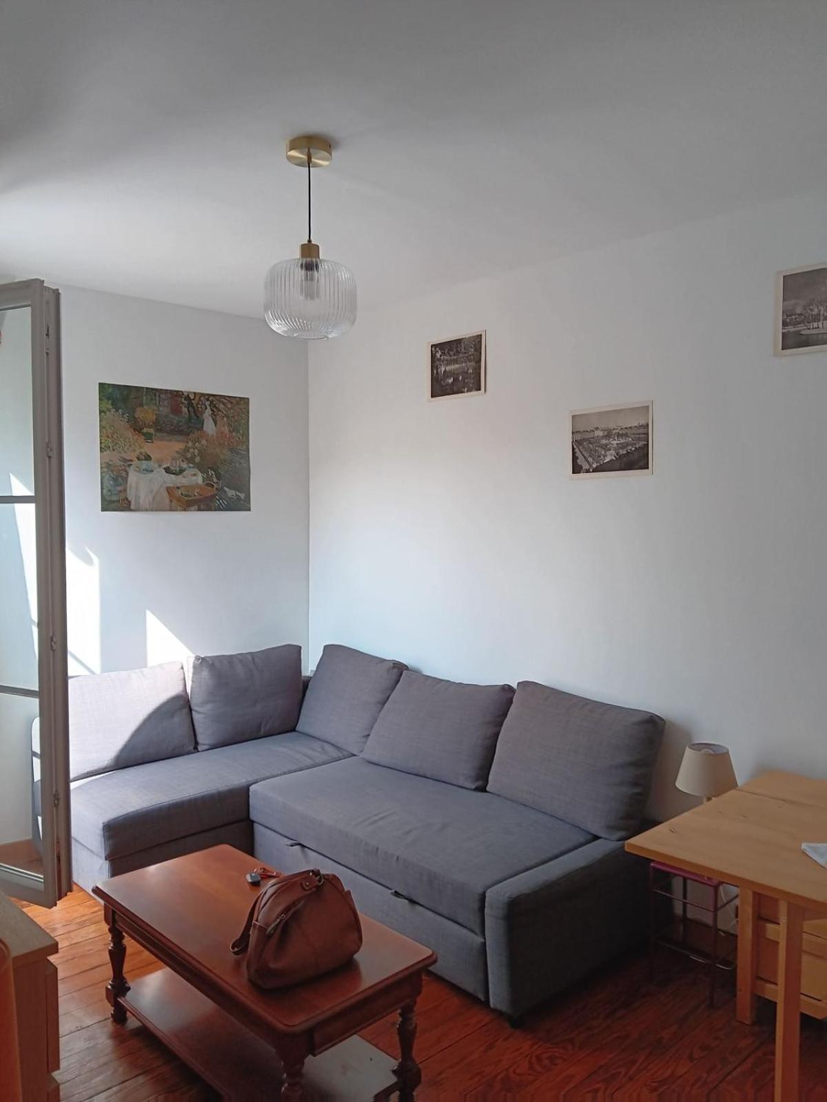 Cozy Love Cocoon Of 28 Square Meters *