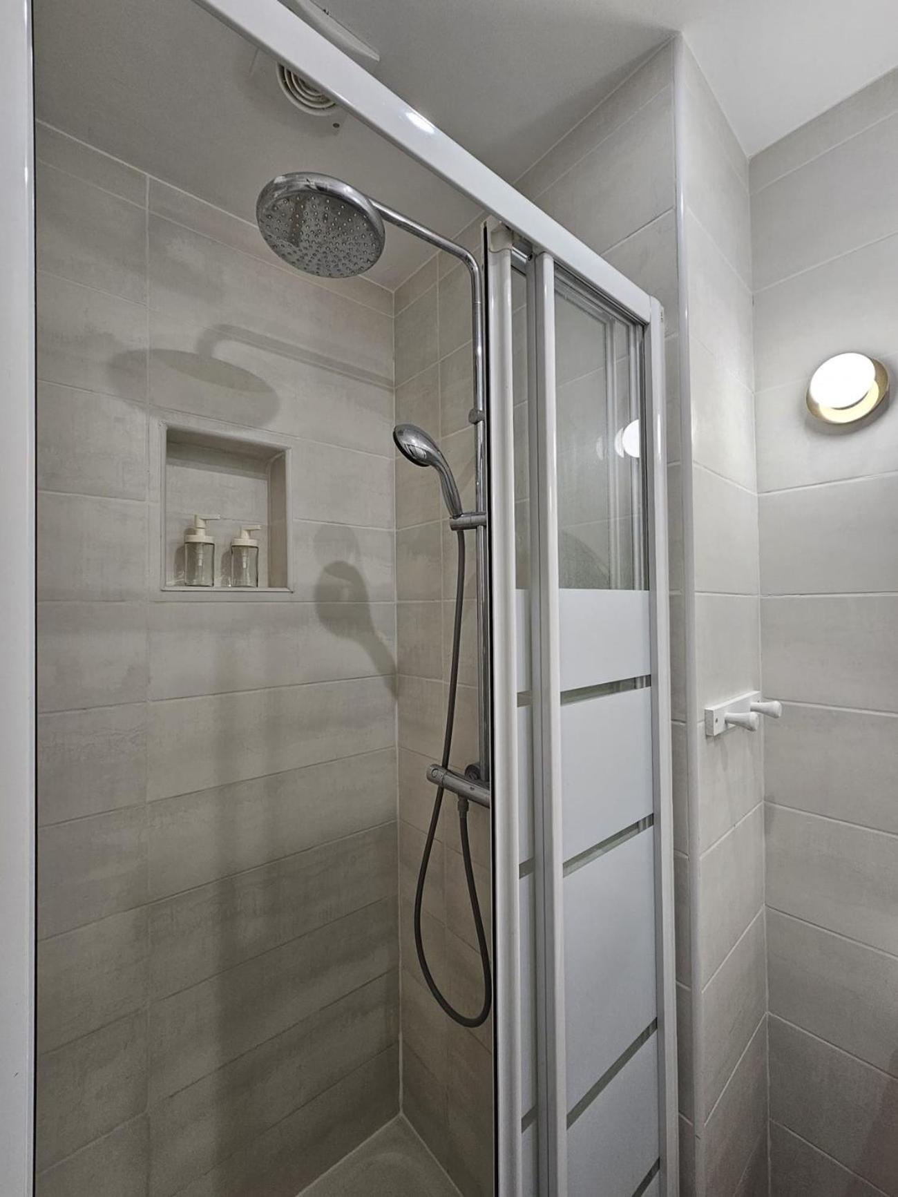 Appartement Beautiful 1 Bedroom Flat In 17th