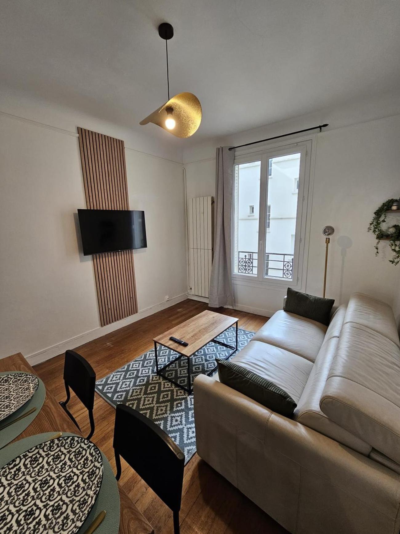 Beautiful 1 Bedroom Flat In 17th Appartement *