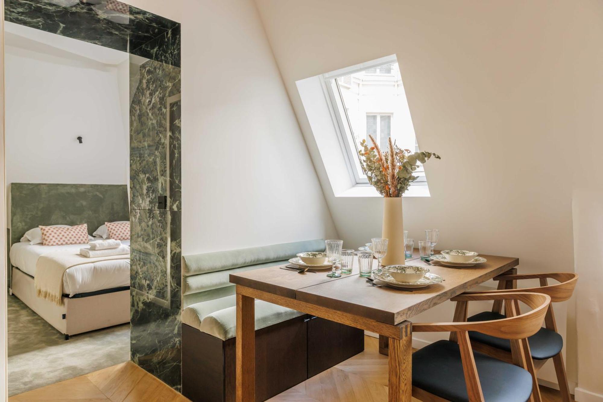 Classy St Honore - Louvre Appartement