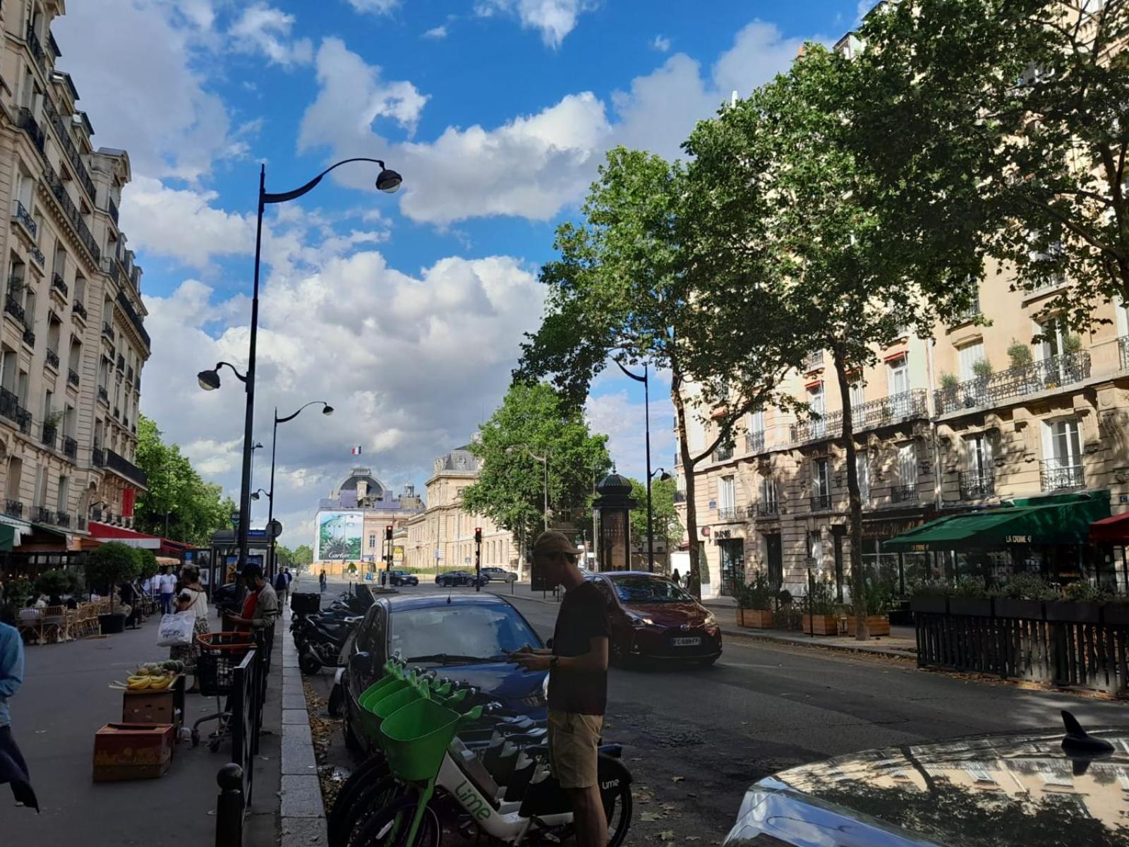 Apartment Studette Equipee Pres Tour Eiffel -ecole Militaire