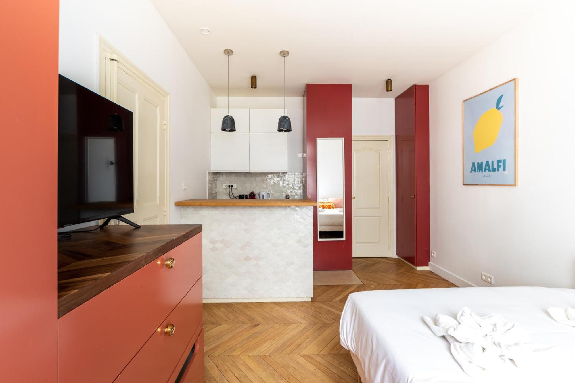 Nicolo Passy Magnifique Studio Paris
