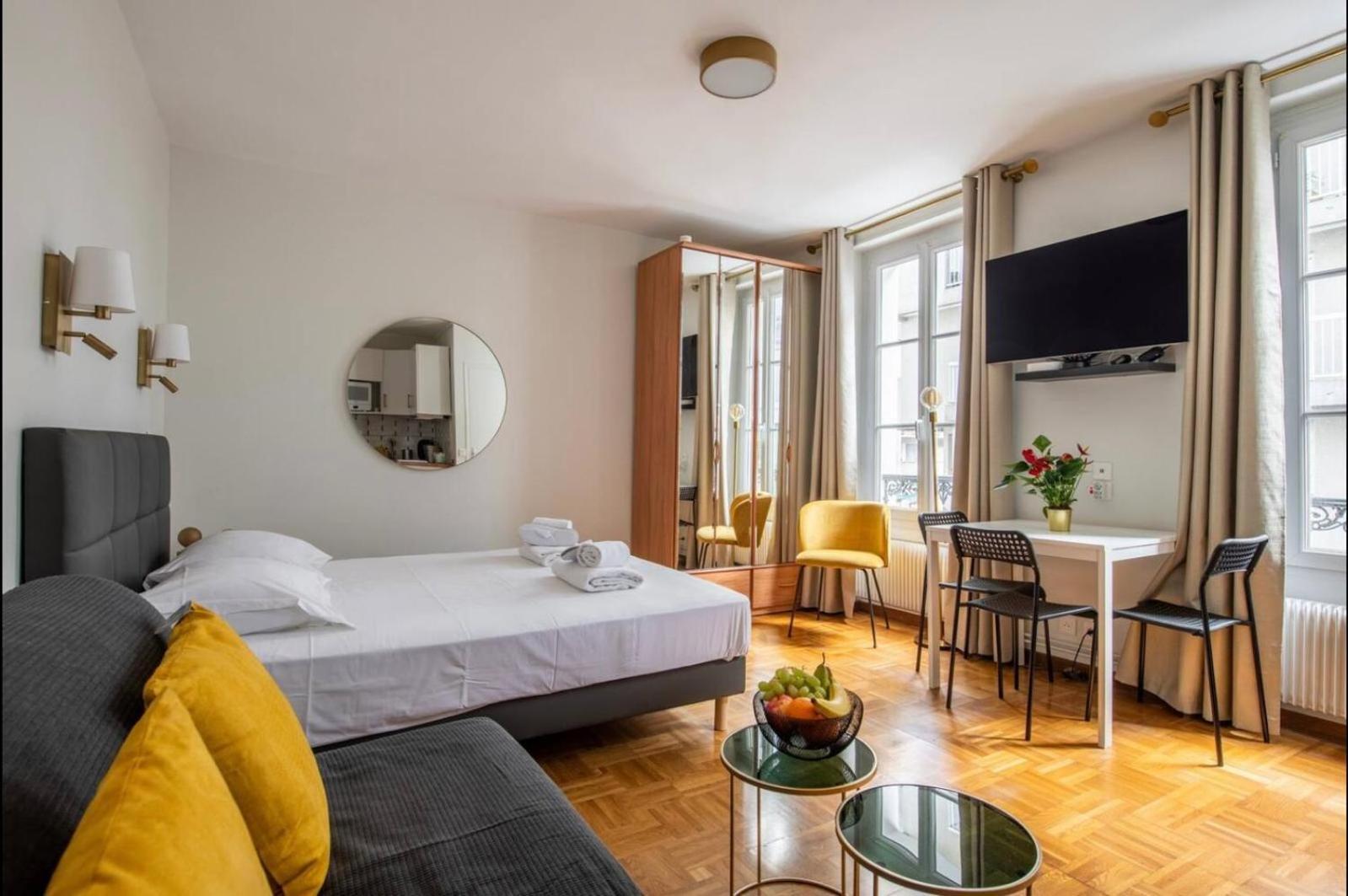Apartment Joli A Cote De La Tour Eiffel, Javel Et De Expo