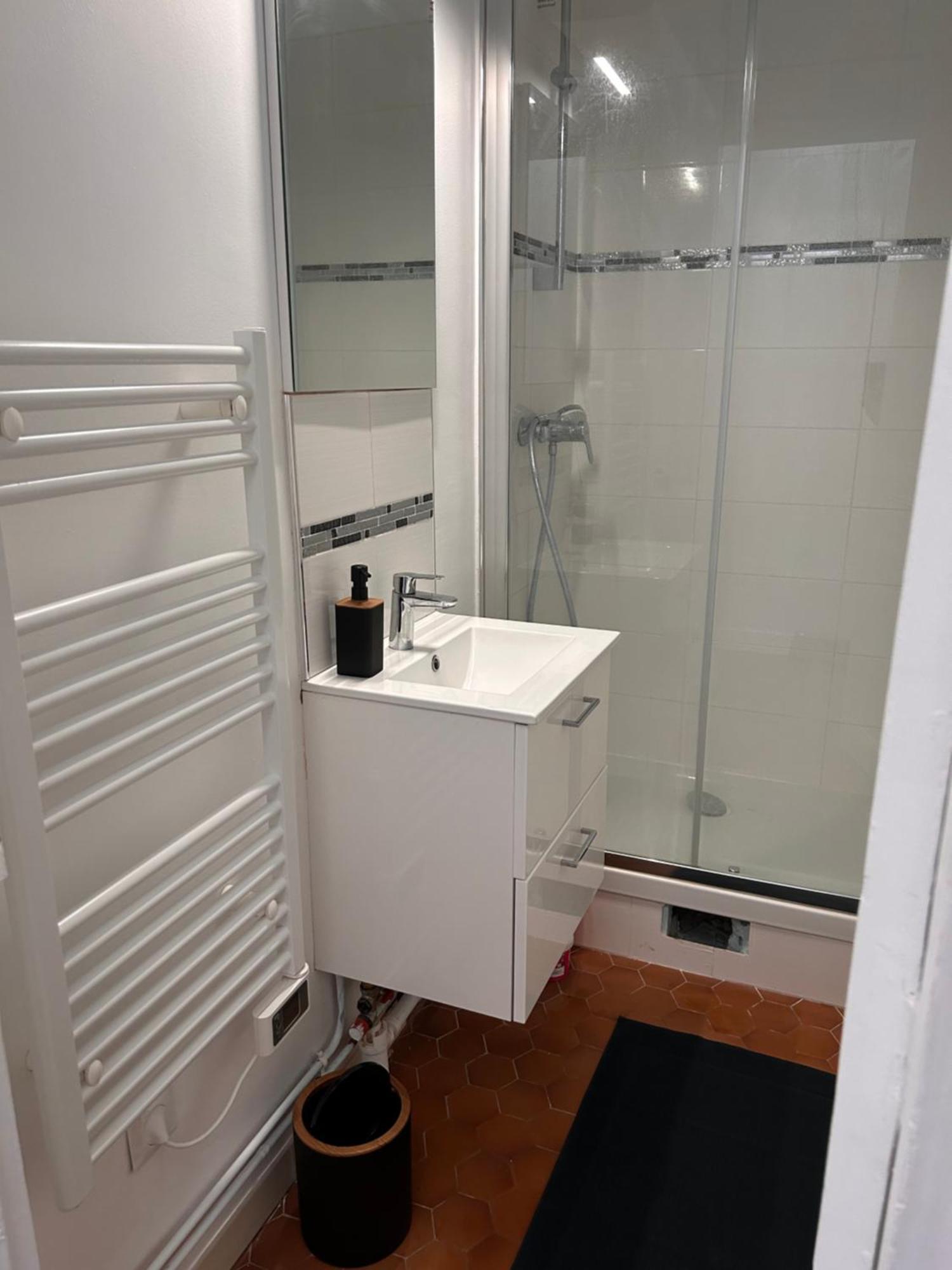 Renovated Flat Near Tour Eiffel Appartement Paris