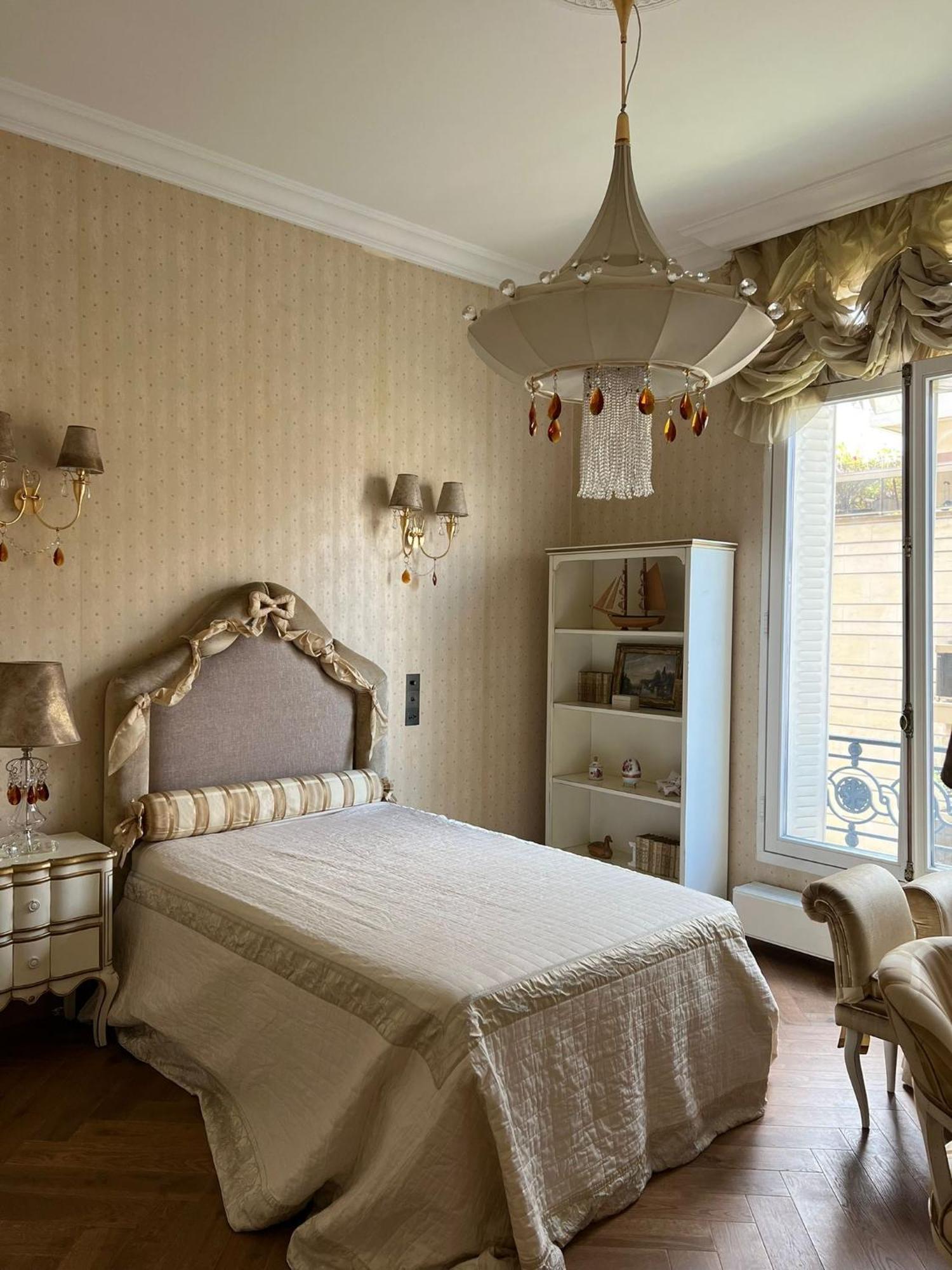 Apartment 4 Bedroom Prestigious Baroque Near Trocadero *