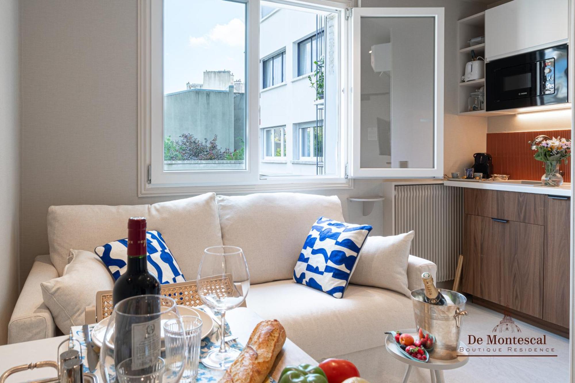 Appartement De Montescal- Montparnasse With Ac 11 To 14m2 In A Prime Location Paris