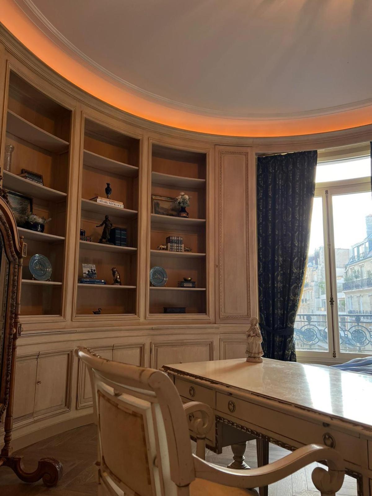 Apartment 4 Bedroom Prestigious Baroque Near Trocadero Paris