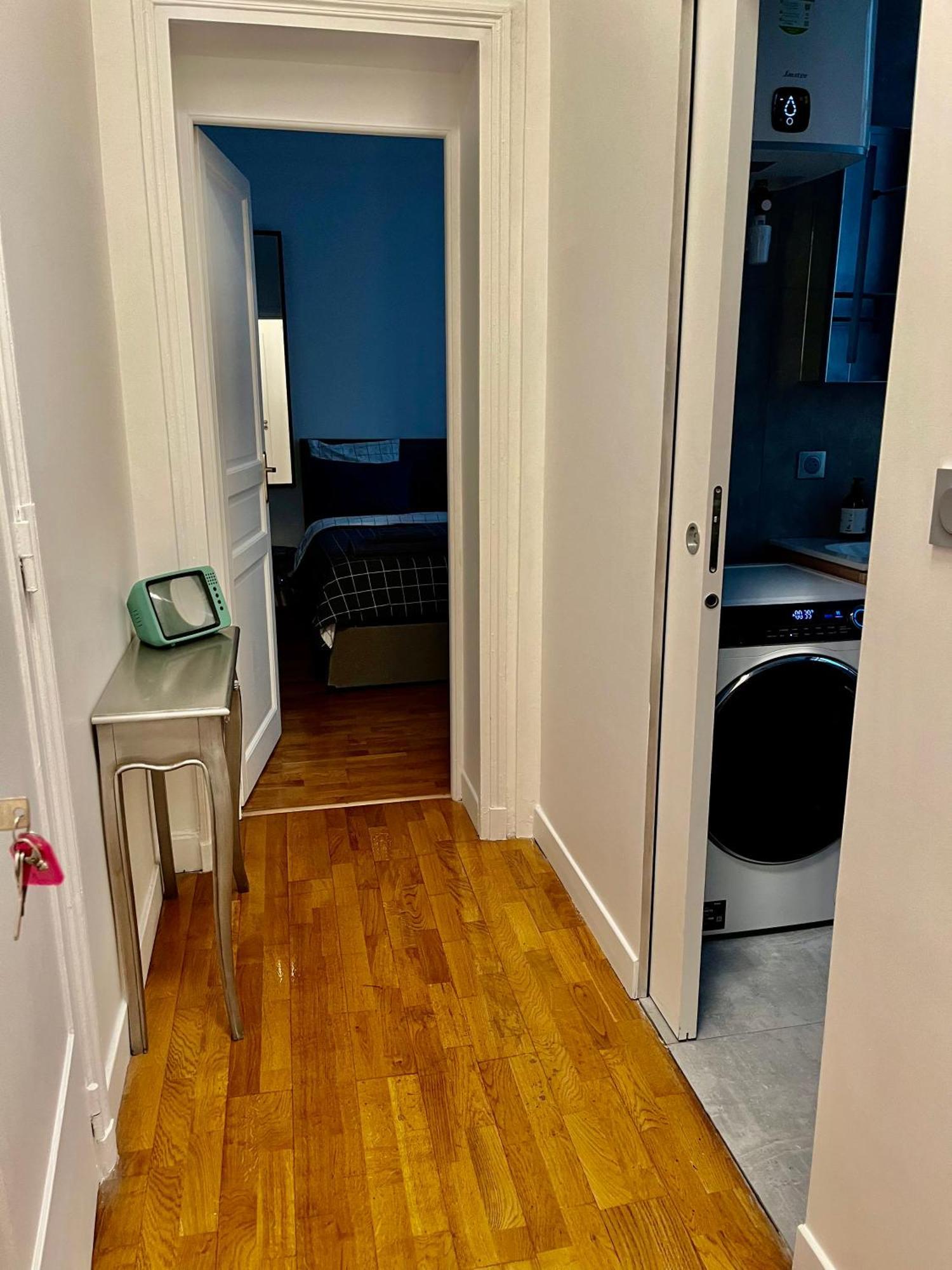 Charming 2 Bedroom With Huge Private Terrace