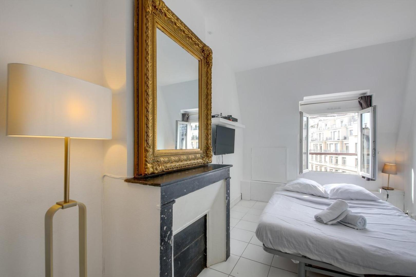Tiny House St Honore Apartment