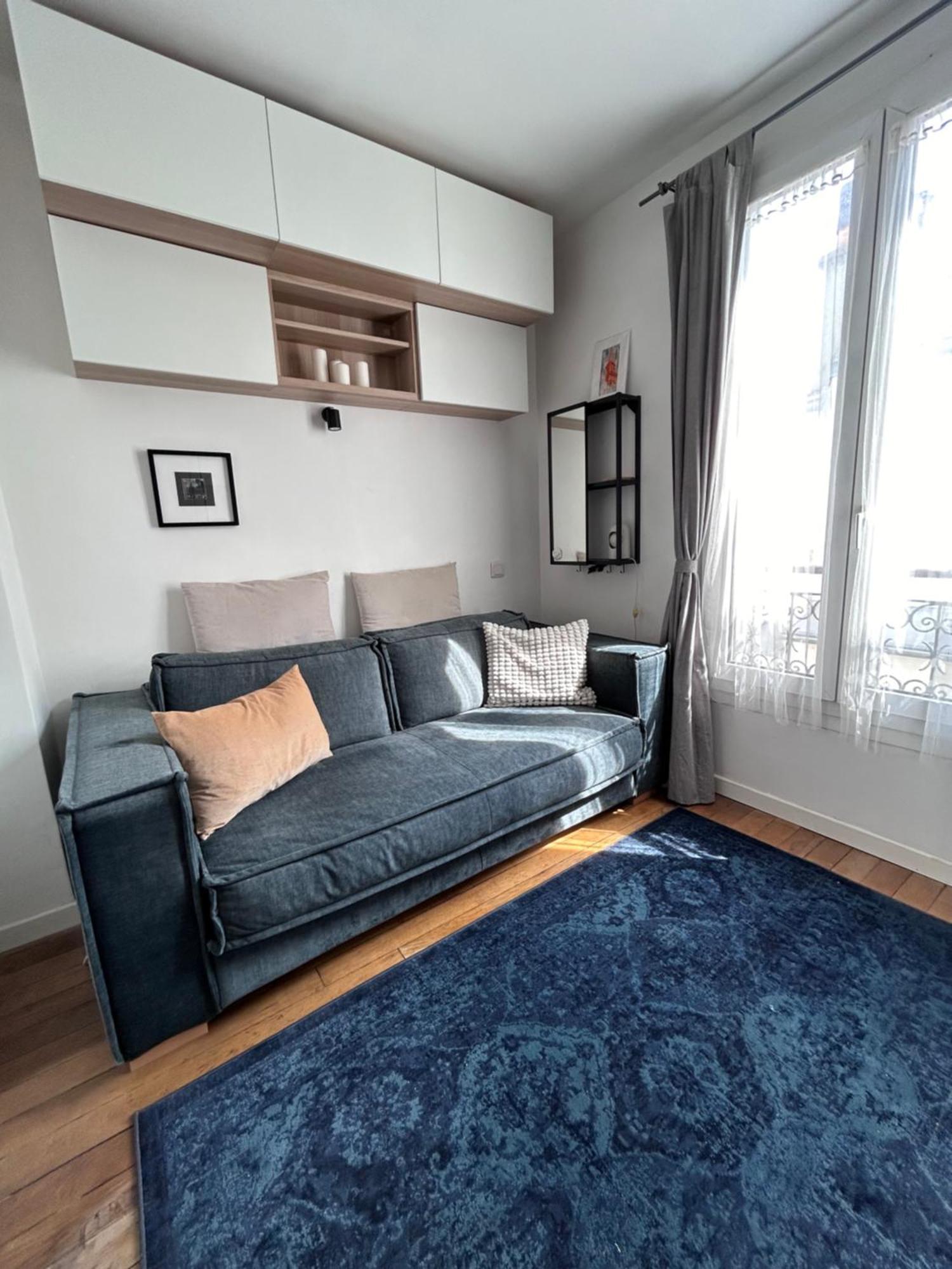 Charmante Studette 5e Paris