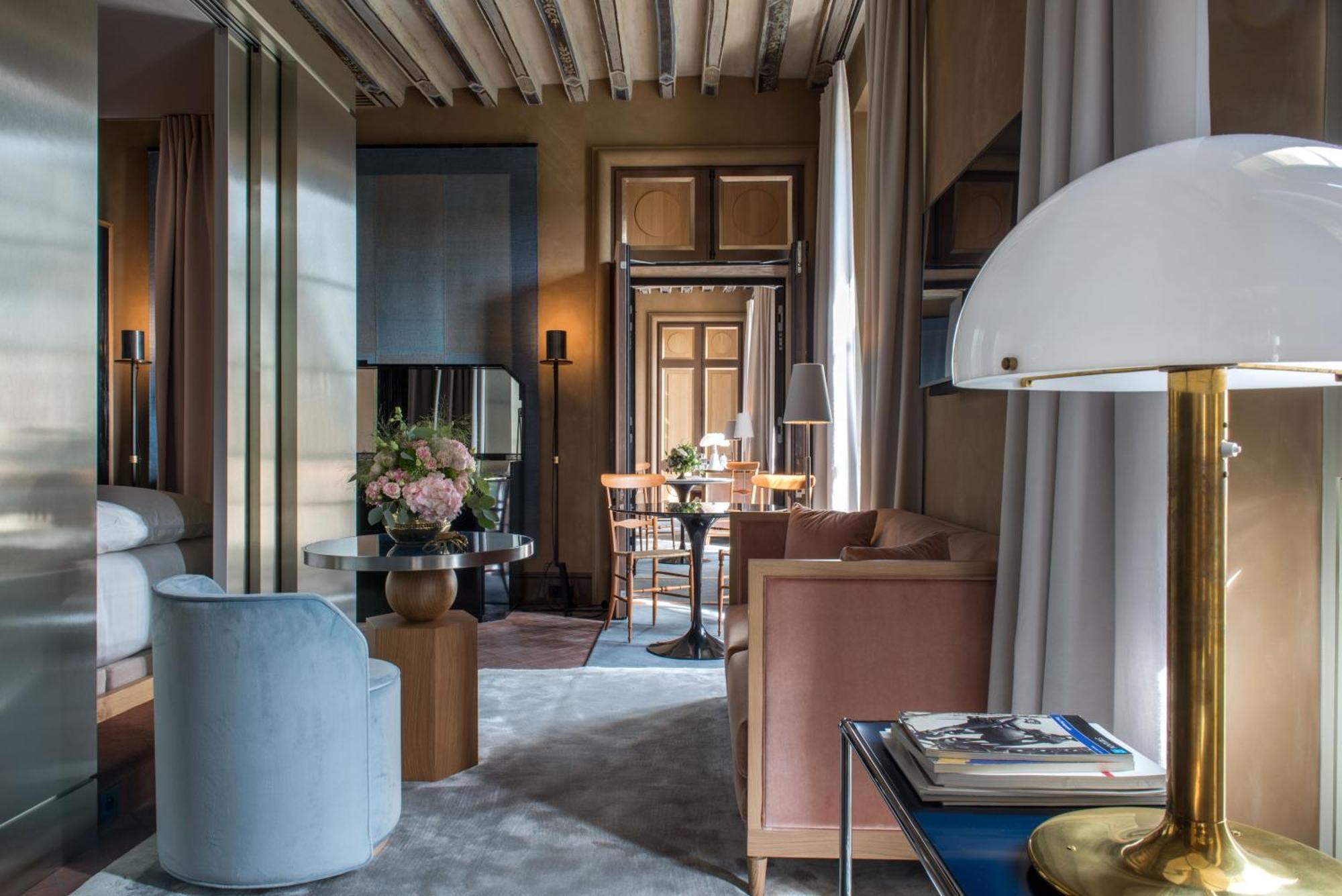 Cour Des Vosges 5*