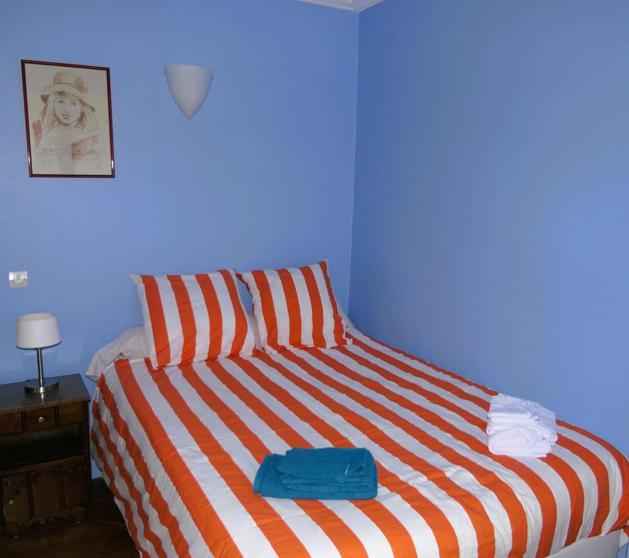 Privatunterkunft Bergere Opera Trevise - 2 Connecting With Private Bathroom And 1 Study - 35 M2