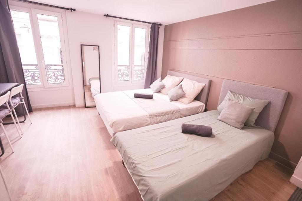 Hotel Royal De France 10 Paris