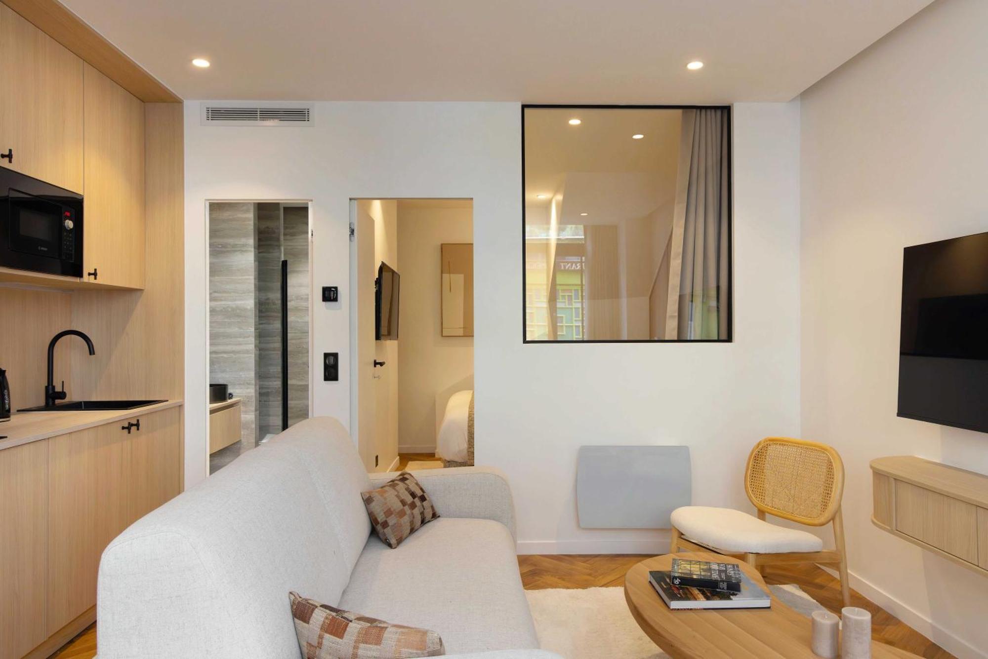 Beautiful Apartment- Jardin De Luxembourg Apartment *