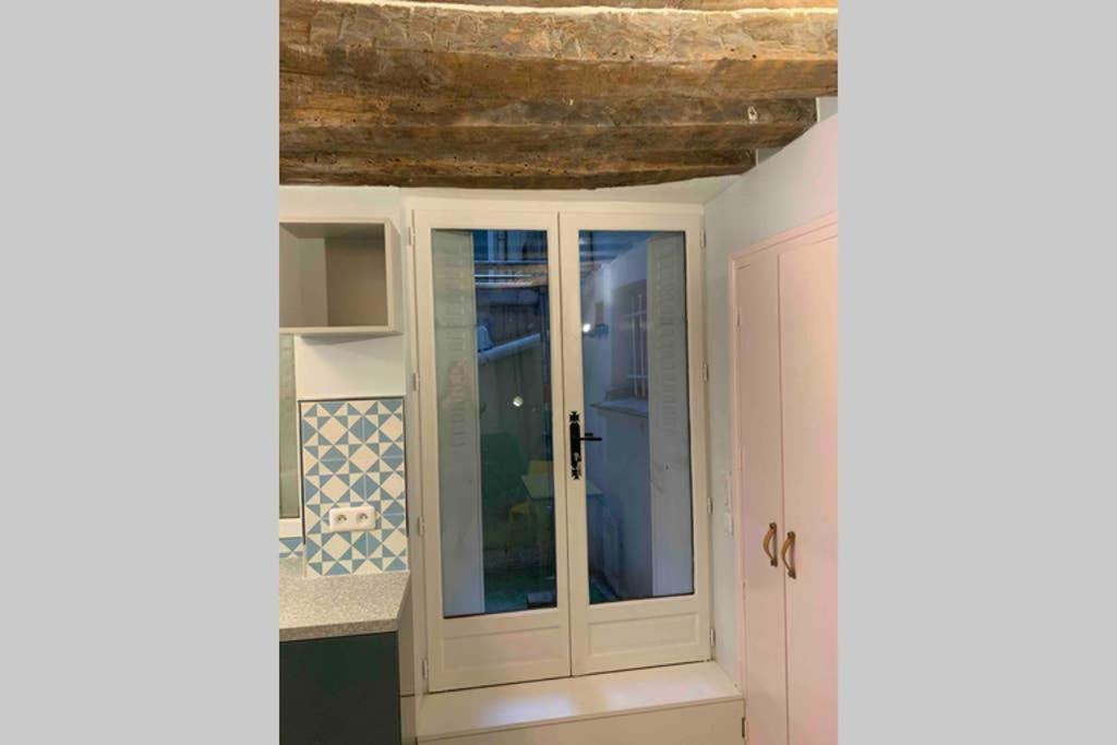 Apartment Charming Saint Germain Pres Rue De Ciseaux