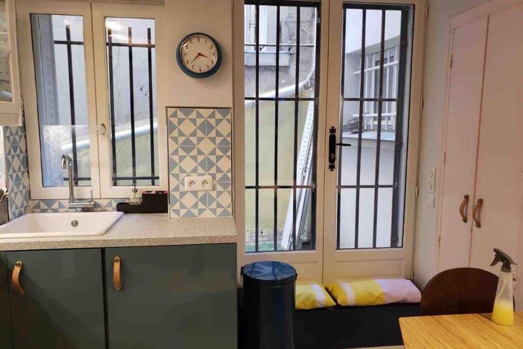 Apartment Charming Saint Germain Pres Rue De Ciseaux