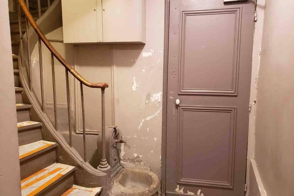 Charming Saint Germain Pres Rue De Ciseaux Apartment Paris